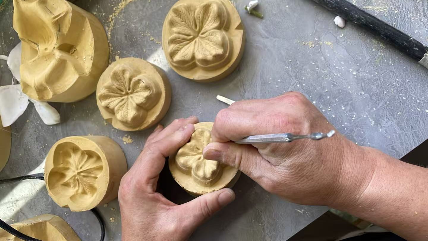 AMK in-house mold carving and development