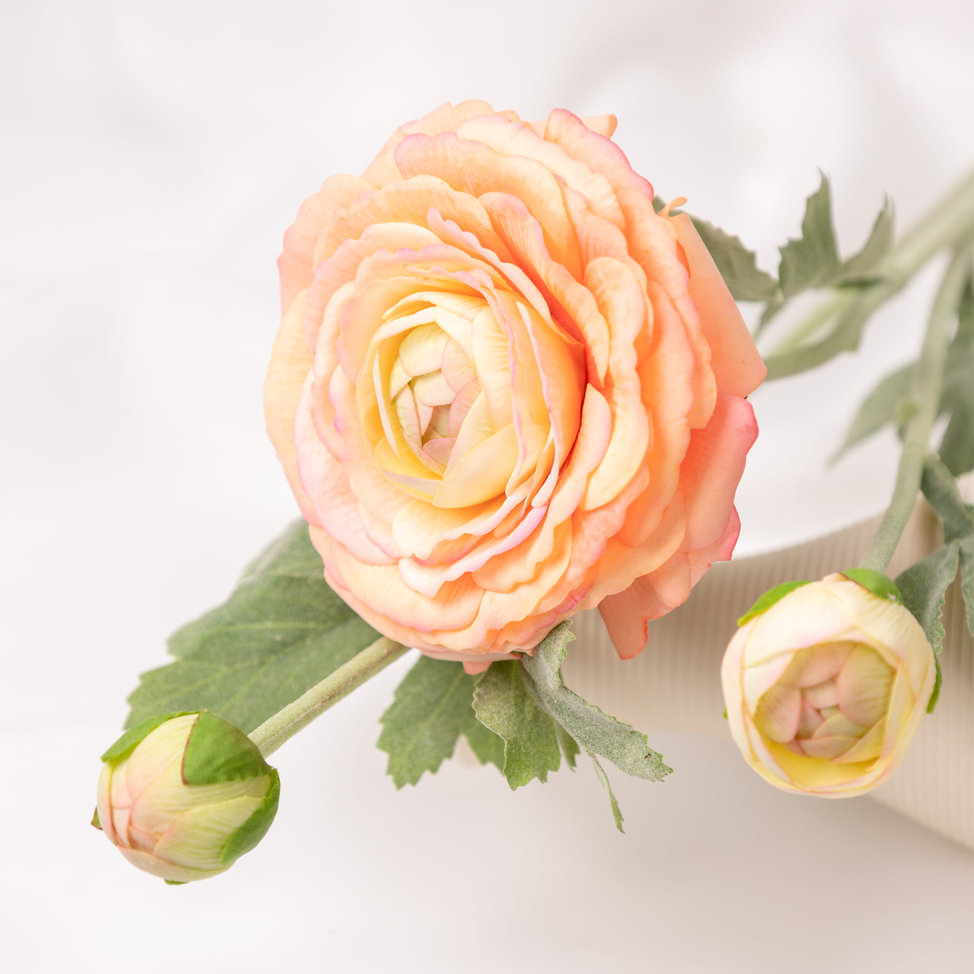 49cm Real-Touch 3 Heads Annie Ranunculus Spray