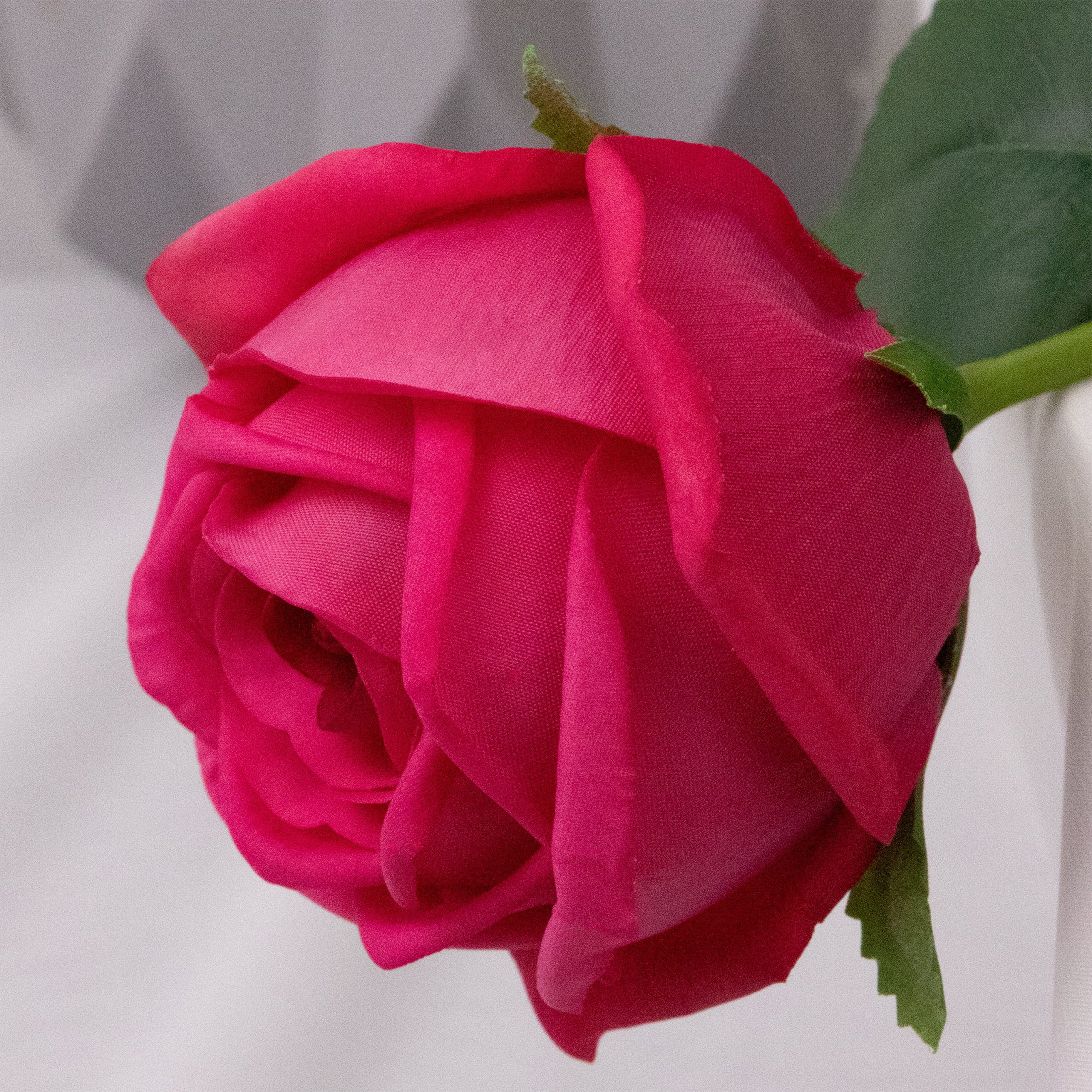 46cm Real-Touch Sarah Rose Stem
